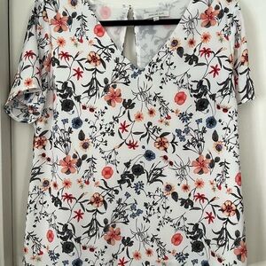 Skies Are Blue Floral V-Neck Blouse - Multicolor